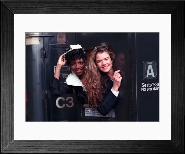 Framed Print : Annabel Croft treasure hunter and singer Sinitta at St Pancras Station London to launch