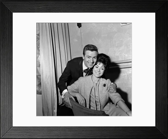 Framed Print : Comedian Des O Connor took over from Norman Vaughan as compare of ITVs Framed Print : Comedian Des O Connor took over from Norman Vaughan as compare of ITVs
