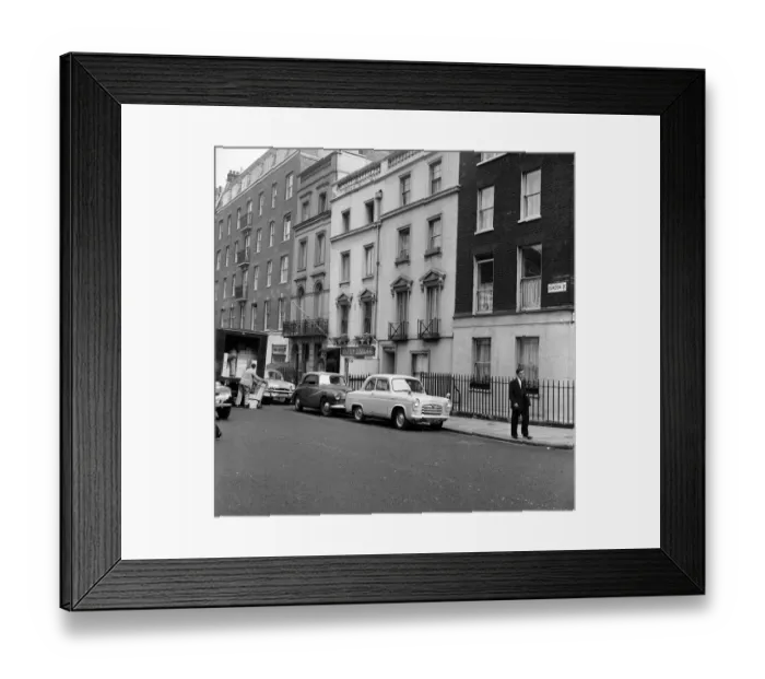 Framed Print : Street scenes in Mayfair, London. Curzon Street. 20th June 1956