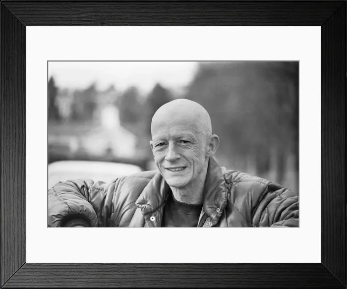 Framed Print : John Hurt filming near Lambourn, West Berkshire. He is filming Framed Print : John Hurt filming near Lambourn, West Berkshire. He is filming