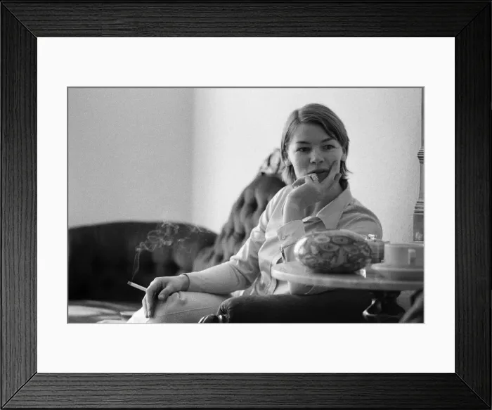 Framed Print : Actress Glenda Jackson, 11th August 1970 Framed Print : Actress Glenda Jackson, 11th August 1970
