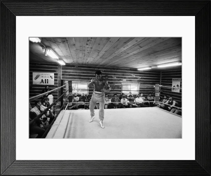 Framed Print : Muhammad Ali training at his camp in Deer Lake Pennsylvania. 23rd January 1974 Framed Print : Muhammad Ali training at his camp in Deer Lake Pennsylvania. 23rd January 1974