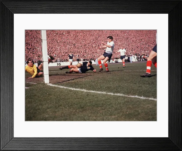 Framed Print : British Championship International football match at Hampden Park, Glasgow Framed Print : British Championship International football match at Hampden Park, Glasgow
