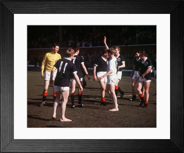 Framed Print : British Championship International football match at Hampden Park, Glasgow Framed Print : British Championship International football match at Hampden Park, Glasgow