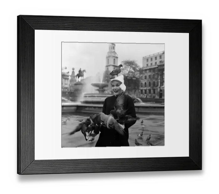 Framed Print : When pink Dorothy Provine arrived in London today she wanted to see the town