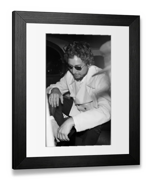 Framed Print : American singer Bob Dylan arrives at Londons Heathrow Airport ahead of his Framed Print : American singer Bob Dylan arrives at Londons Heathrow Airport ahead of his