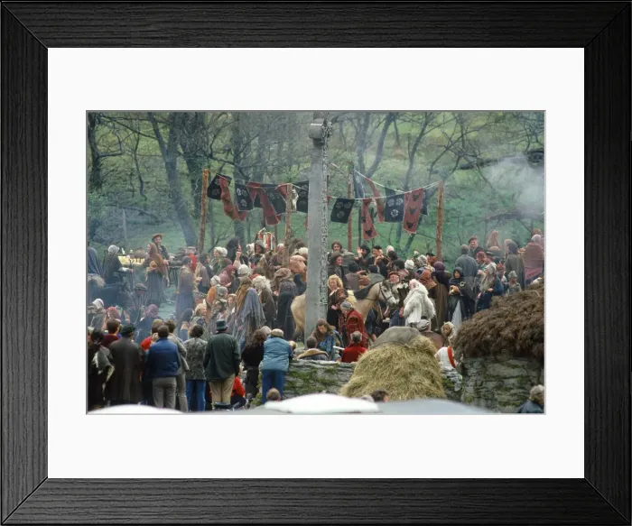 Framed Print : The filming of Highlander film. Circa May 1985 Framed Print : The filming of Highlander film. Circa May 1985