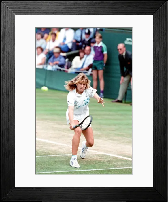 Framed Print : Steffi Graf pictured in action in the Wimbledon Ladies Singles Final on 2nd July 1988