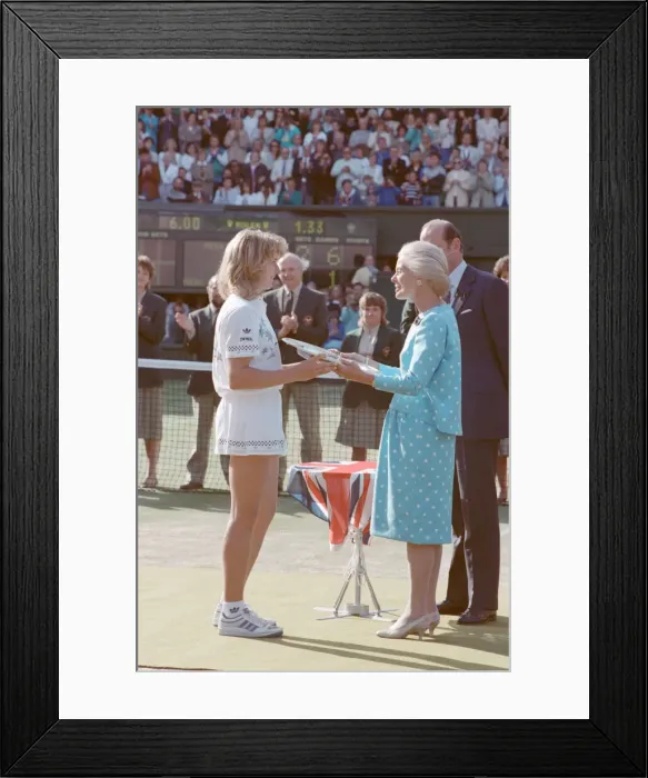 Framed Print : Steffi Graf pictured with her trophy, the Venus Rosewater Dish Framed Print : Steffi Graf pictured with her trophy, the Venus Rosewater Dish