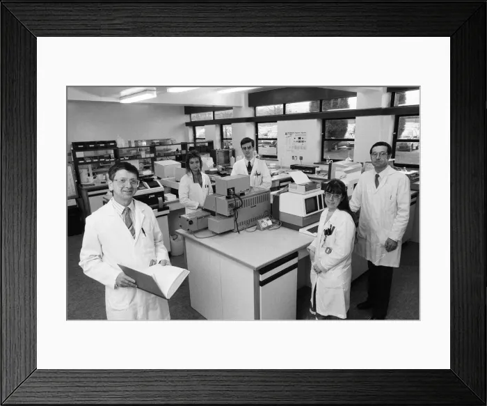 Framed Print : The new £470, 000 Regional Immunology laboratory at the East Birmingham Hospital Framed Print : The new £470, 000 Regional Immunology laboratory at the East Birmingham Hospital