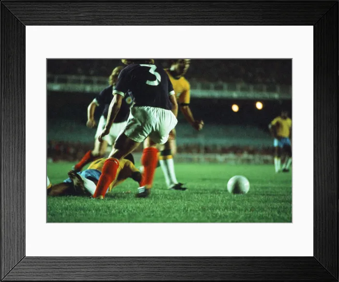 Framed Print : Brazil 1-0 Scotland, 1972 Brazil Independence Cup, final stage Framed Print : Brazil 1-0 Scotland, 1972 Brazil Independence Cup, final stage