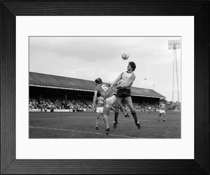 Framed Print : Football match, Reading v Blackpool, final score 1-0 to Reading. League Division Three Framed Print : Football match, Reading v Blackpool, final score 1-0 to Reading. League Division Three