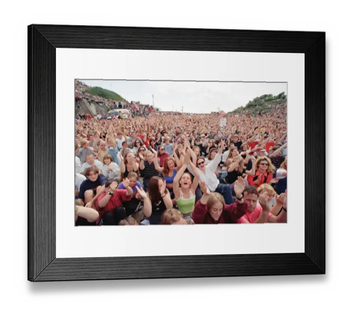 Framed Print : Chris Evans, DJ on Radio One, presents the Radio One Roadshow from Tenby in South Wales
