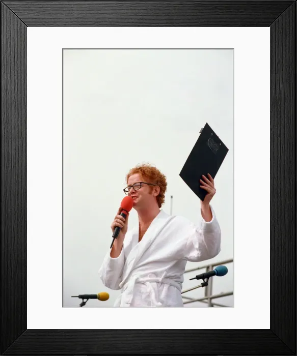 Framed Print : Chris Evans, DJ on Radio One, presents the Radio One Roadshow from Tenby in South Wales