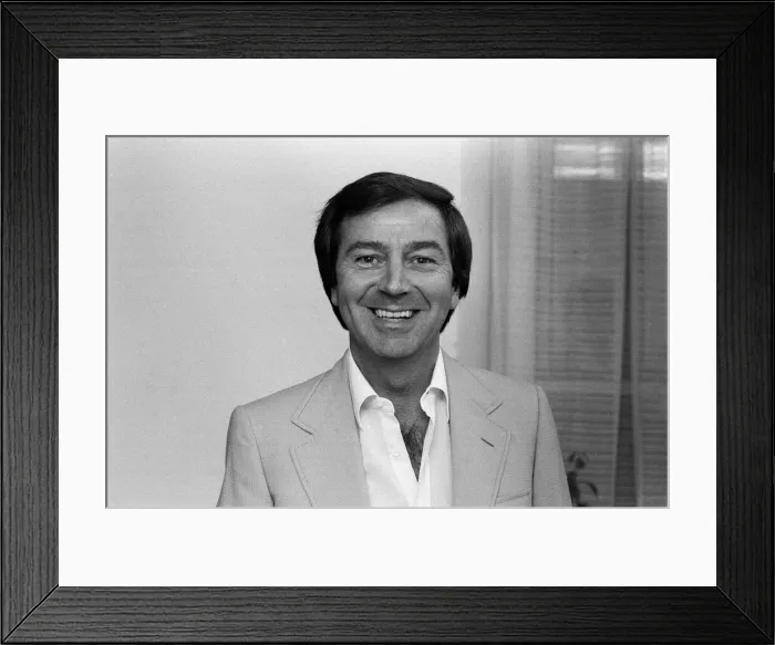 Framed Print : Entertainer Des O Connor. October 1983 Framed Print : Entertainer Des O Connor. October 1983