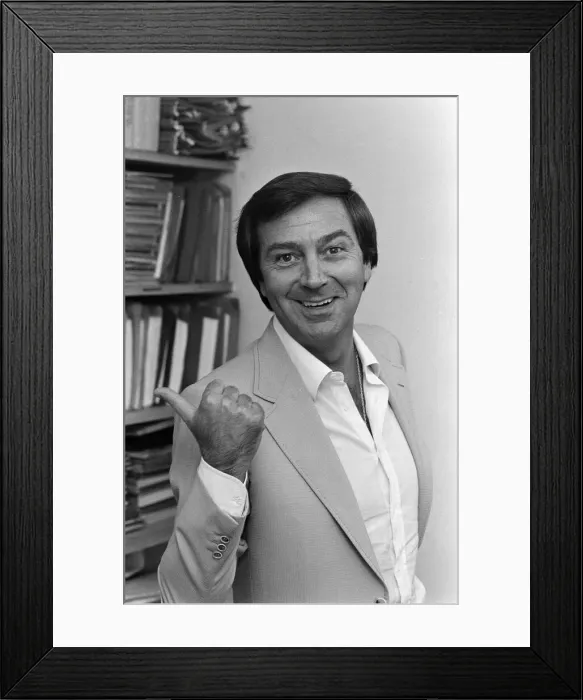 Framed Print : Entertainer Des O Connor. October 1983 Framed Print : Entertainer Des O Connor. October 1983