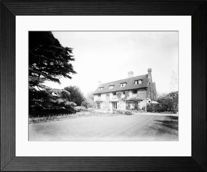 Framed Print : Cowley Cottage, Cowley Road, Cowley 1932 Framed Print : Cowley Cottage, Cowley Road, Cowley 1932