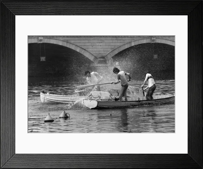Framed Print : The temperatures rose into the upper 70s again today Framed Print : The temperatures rose into the upper 70s again today