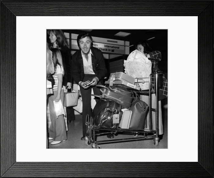 Framed Print : Des O Connor at the airport with his family. 3rd August 1974