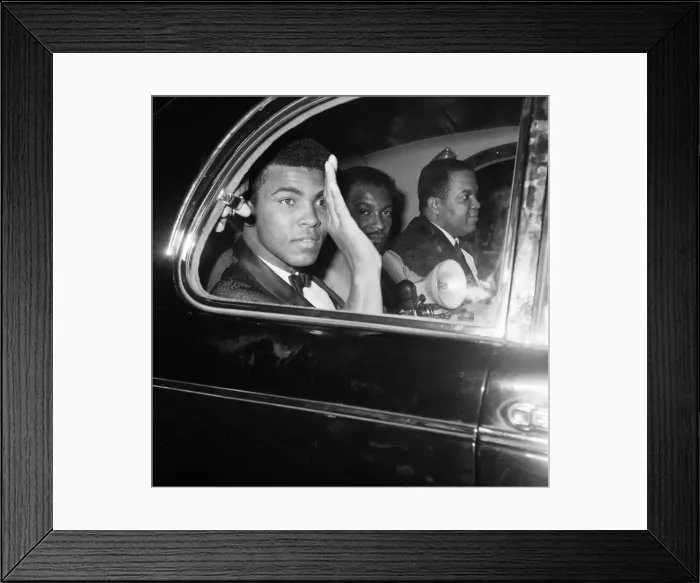 Framed Print : World Heavy Weight Champion Cassius Clay (aka Muhammad Ali Framed Print : World Heavy Weight Champion Cassius Clay (aka Muhammad Ali