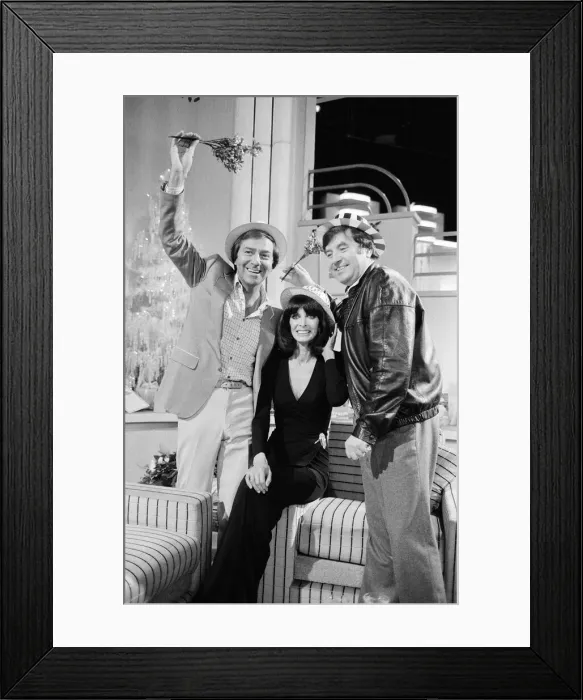 Framed Print : Des O Connor plays genial host to his guests Jimmy Tarbuck and Mart Caine Framed Print : Des O Connor plays genial host to his guests Jimmy Tarbuck and Mart Caine