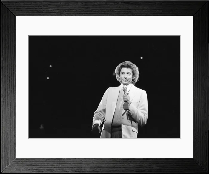 Framed Print : Barry Manilow in concert at Hartford Civic Center, Hartford, Connecticut, America Framed Print : Barry Manilow in concert at Hartford Civic Center, Hartford, Connecticut, America