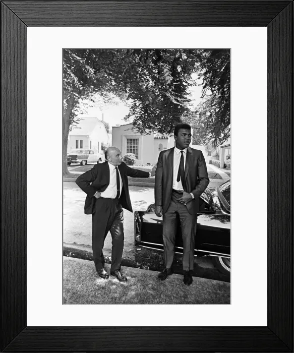 Framed Print : Muhammad Ali (right) with Daily Mirror reporter Donald Zec. 31st August 1967