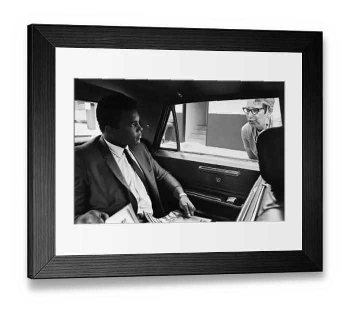 Framed Print : Muhammad Ali out and about meeting fans. 31st August 1967