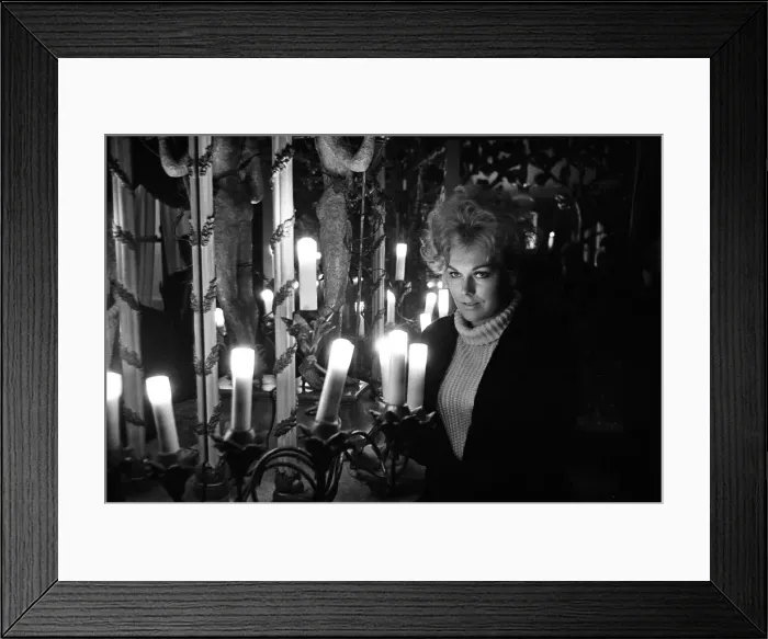 Framed Print : Actress Kim Novak in London. 31st January 1963 Framed Print : Actress Kim Novak in London. 31st January 1963