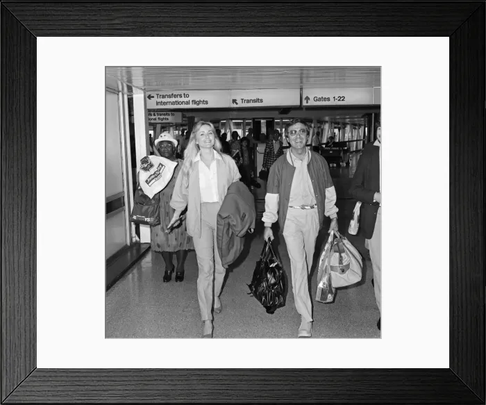 Framed Print : Des O Connor arriving at Heathrow Airport from Australia with his girlfriend Jay Framed Print : Des O Connor arriving at Heathrow Airport from Australia with his girlfriend Jay