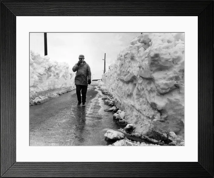 Framed Print : Walles of solid snow, taller than the average man, leading into Llantwit Major Framed Print : Walles of solid snow, taller than the average man, leading into Llantwit Major