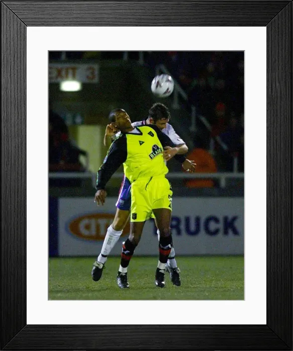 Framed Print : Ray Warburton, football player of Rushden Diamonds and Curtis Woodhouse of Sheffield Framed Print : Ray Warburton, football player of Rushden Diamonds and Curtis Woodhouse of Sheffield