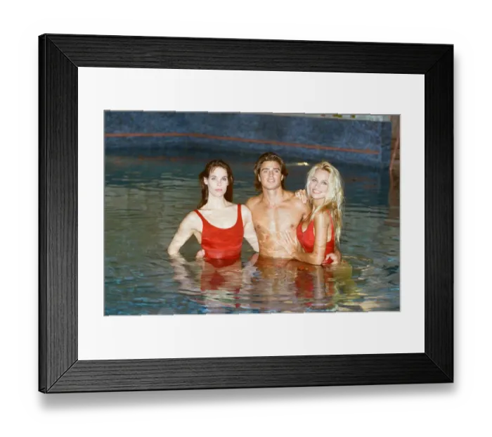 Framed Print : Baywatch stars in a photocall, in London, for the TV series now appearing Framed Print : Baywatch stars in a photocall, in London, for the TV series now appearing