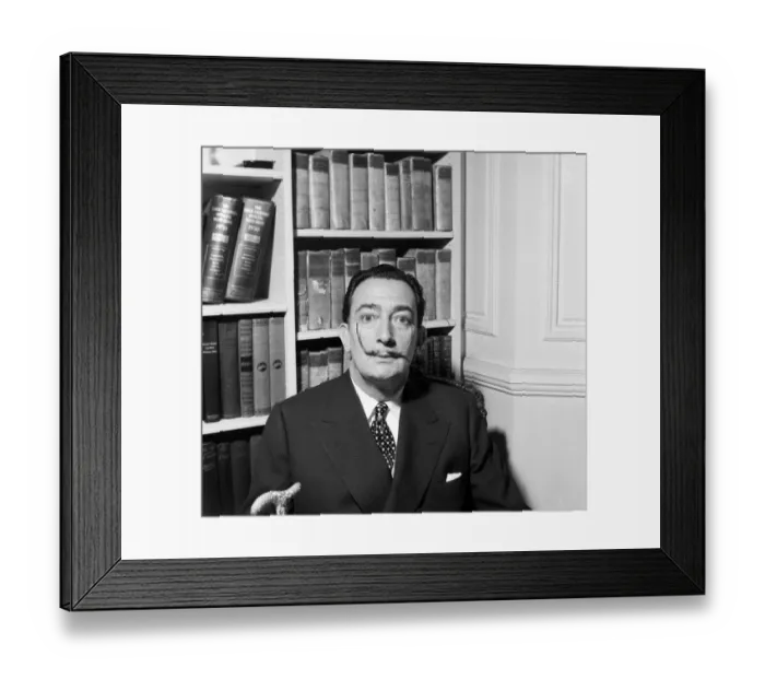Framed Print : Salvador Dali is to paint a portrait of Sir Laurence Olivier. 27th April 1955