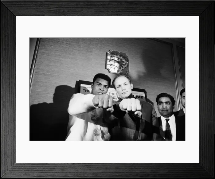 Framed Print : Muhammad Ali (Cassius Clay) and Henry Cooper at a press conference ahead of their