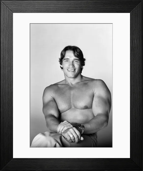 Framed Print : Arnold Schwarzenegger photo shoot. 25th September 1977 Framed Print : Arnold Schwarzenegger photo shoot. 25th September 1977