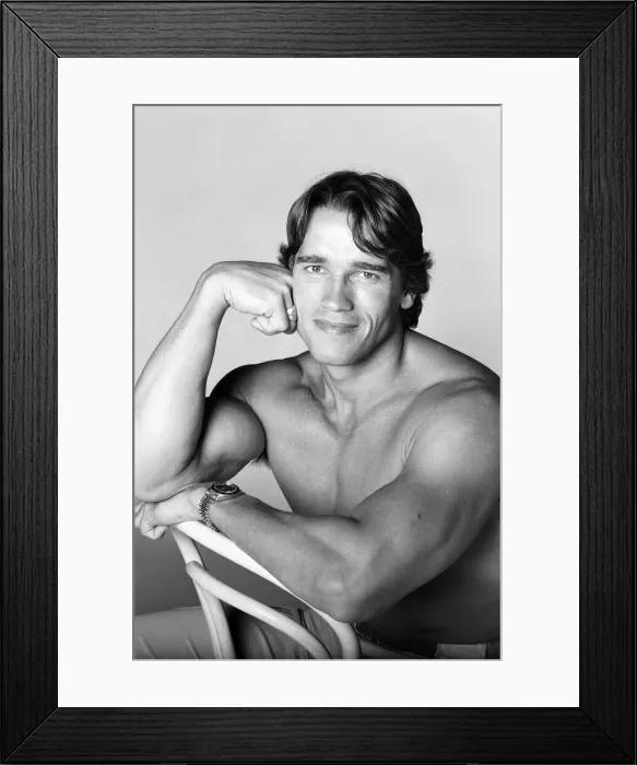 Framed Print : Arnold Schwarzenegger photo shoot. 25th September 1977 Framed Print : Arnold Schwarzenegger photo shoot. 25th September 1977