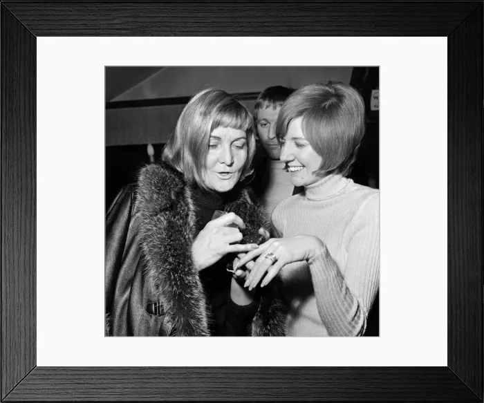 Framed Print : Cilla Black was back at rehearsals for her Wednesday show with her groom of one day