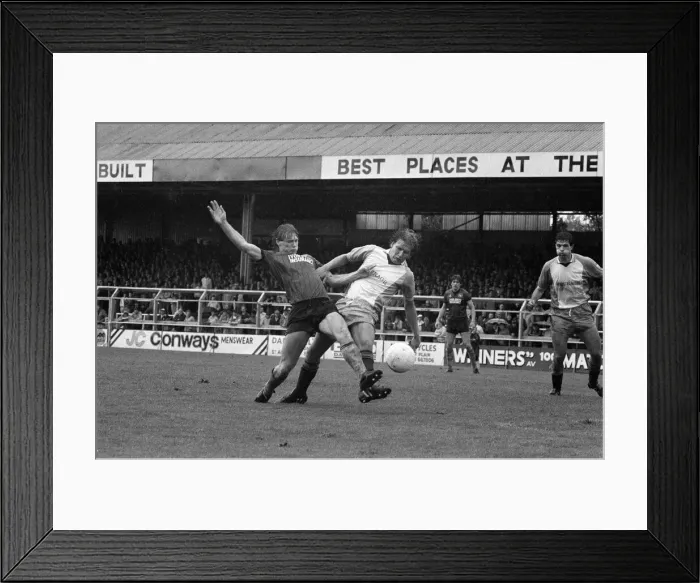 Framed Print : English League Division Three match at Home Park. Plymouth Argyle 0 -1 Reading Framed Print : English League Division Three match at Home Park. Plymouth Argyle 0 -1 Reading