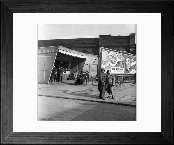 Framed Print : Open-air cafe on New Kent Road. 8th March 1954 Framed Print : Open-air cafe on New Kent Road. 8th March 1954
