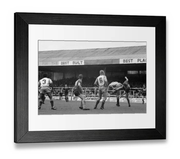 Framed Print : English League Division Three match at Home Park. Plymouth Argyle 0 -1 Reading Framed Print : English League Division Three match at Home Park. Plymouth Argyle 0 -1 Reading