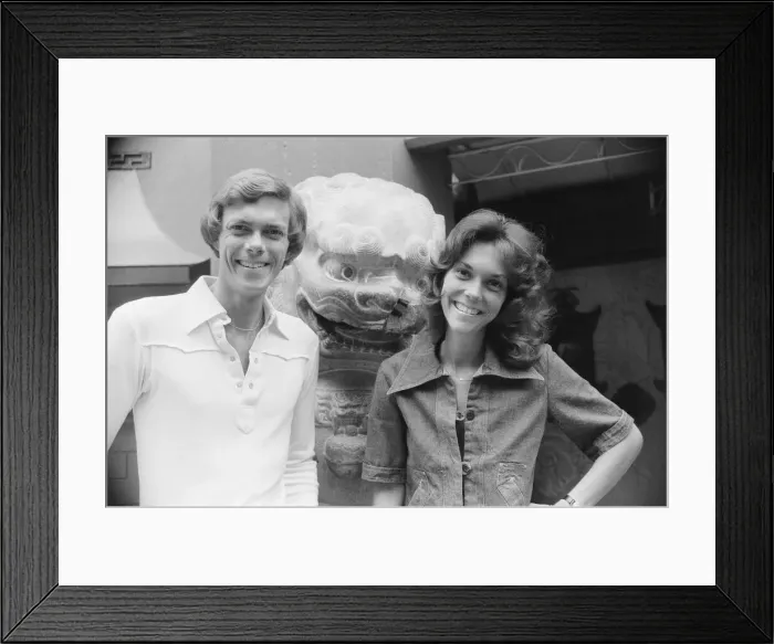 Framed Print : Karen and Richard Carpenter, The Carpenters, pictured in Hollywood, Los Angeles Framed Print : Karen and Richard Carpenter, The Carpenters, pictured in Hollywood, Los Angeles