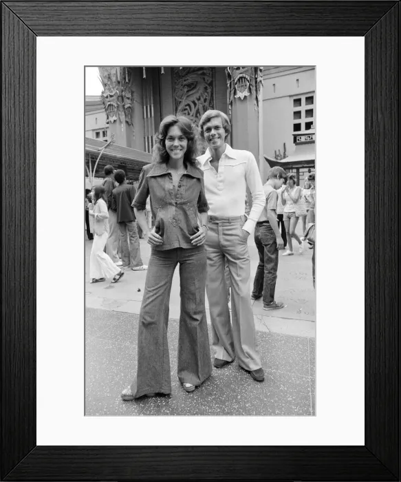Framed Print : Karen and Richard Carpenter, The Carpenters, pictured in Hollywood, Los Angeles Framed Print : Karen and Richard Carpenter, The Carpenters, pictured in Hollywood, Los Angeles