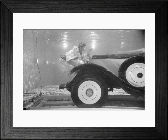 Framed Print : 27 year old actor Michael Crawford, who doesn t use stunt men in dangerous parts Framed Print : 27 year old actor Michael Crawford, who doesn t use stunt men in dangerous parts