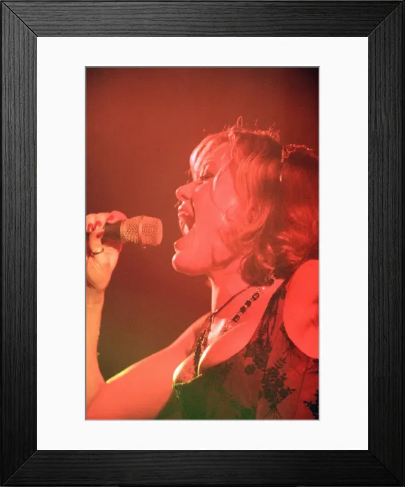 Framed Print : Catatonia in concert at the Great Hall, Cardiff University, Students Union, Cardiff Framed Print : Catatonia in concert at the Great Hall, Cardiff University, Students Union, Cardiff