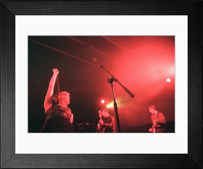 Framed Print : Catatonia in concert at the Great Hall, Cardiff University, Students Union, Cardiff