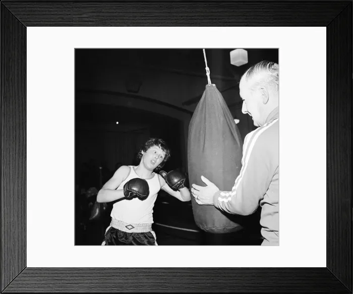 Framed Print : Boxing Club, Stockton, County Durham, North East England, 1975 Framed Print : Boxing Club, Stockton, County Durham, North East England, 1975