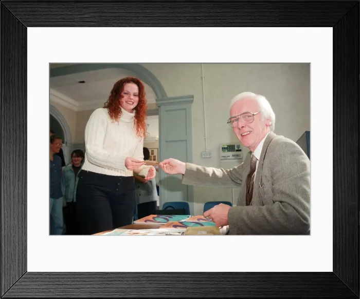 Framed Print : Students receiving their A Level results at Wearside Colleges Bede Centre Framed Print : Students receiving their A Level results at Wearside Colleges Bede Centre
