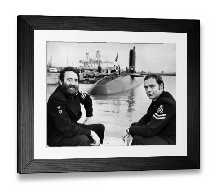 Framed Print : Petty Officer Cook Alan Pugh (left) and Petty Officer Steward John Young pictured