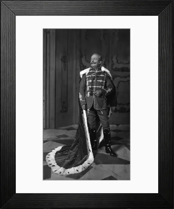 Framed Print : Actor j Winning in The Peoples King'at the Chelsea Palace Theatre Framed Print : Actor j Winning in The Peoples King'at the Chelsea Palace Theatre